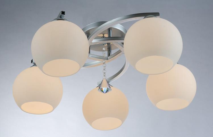 灯具大全 从类型、功能到选购指南